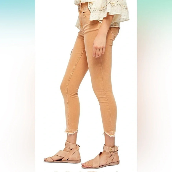 Free People Womens Wild Child Frayed Skinny Jeans Camel Size 24 - Picture 2 of 16